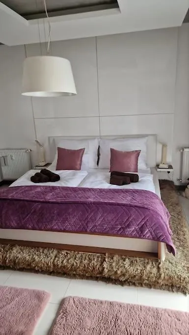 בודפשט Orangehomes One Bedroom Apartment With Fireplace