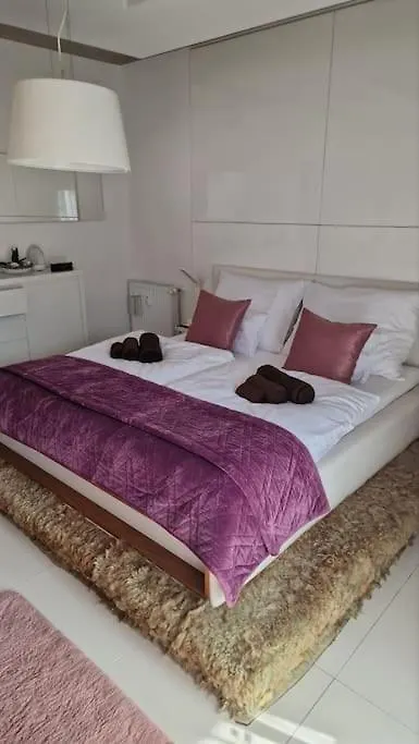 Orangehomes One Bedroom Apartment With Fireplace Budapest 0*,  Hungary